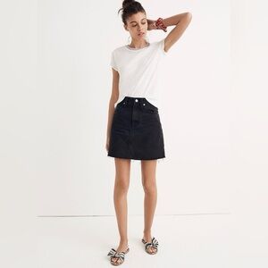 MADEWELL Denim Frisco Mini Skirt Lunar Wash Black Jean Raw Hem Size 29